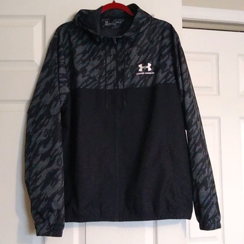 Black Patterned Wind Breaker